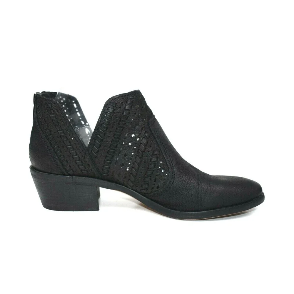 Vince Camuto vince camuto